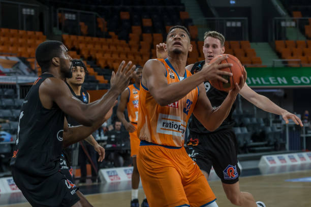 他完全有机 他完全有机