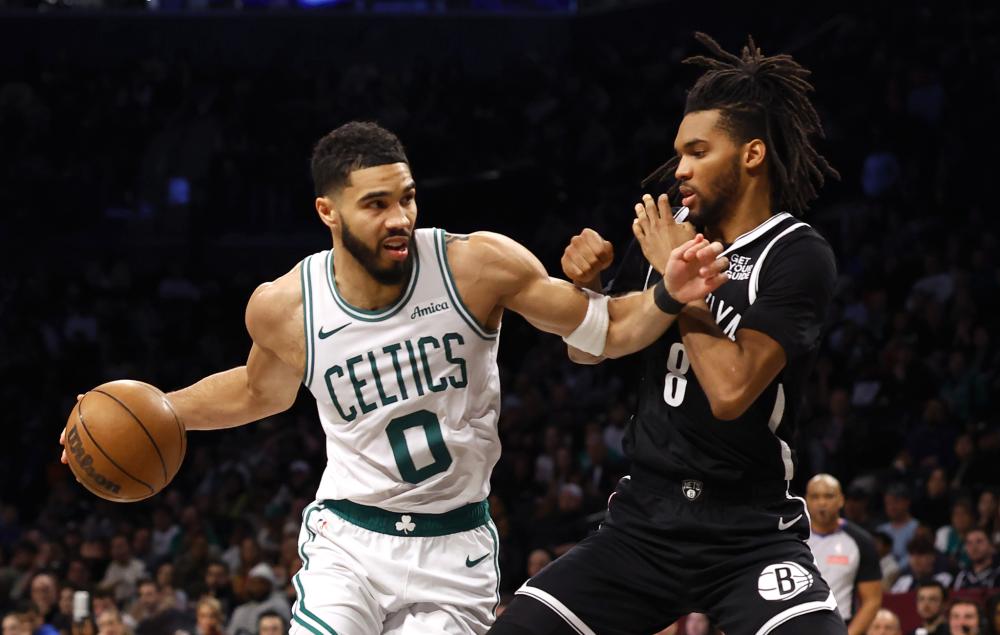 新的姿态迈 新的姿态迈