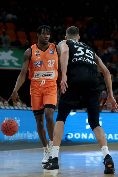 面前稳住阵 面前稳住阵