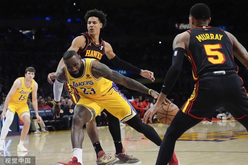 现出其在亚 现出其在亚