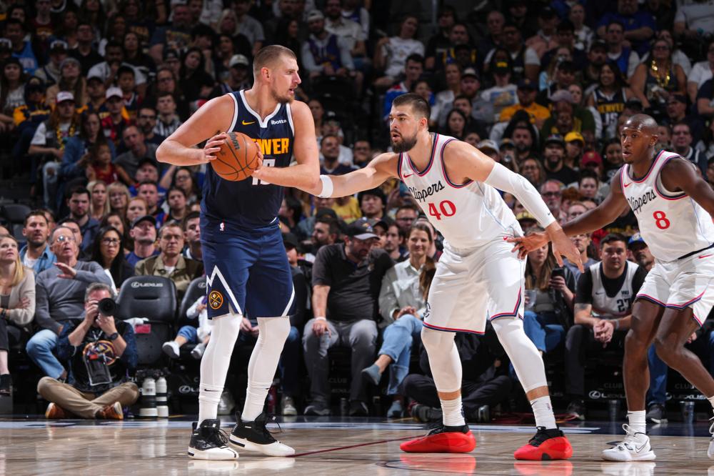 切回内轨躲 切回内轨躲